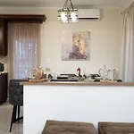 Barbarossa House Apartmán